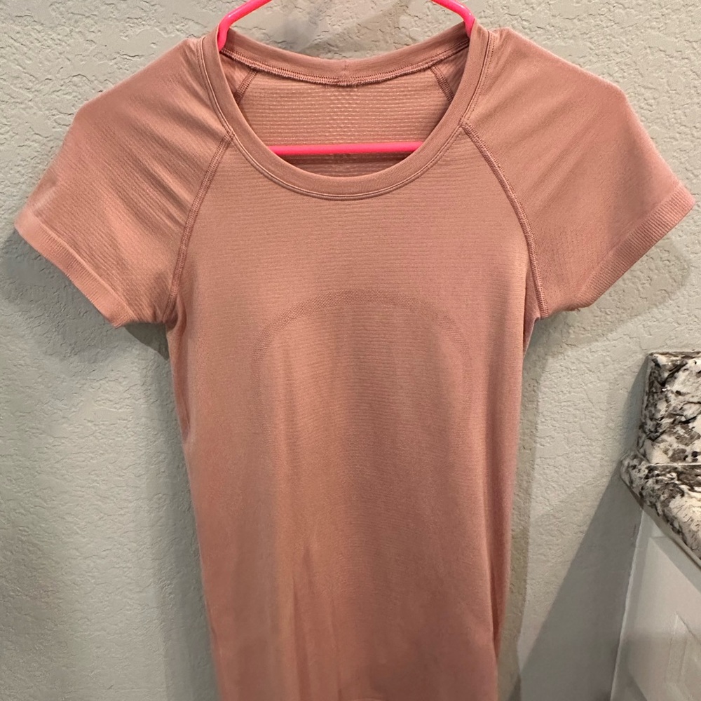 Lululemon swiftly 2.0